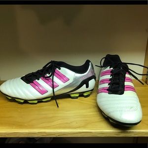 Women’s Soccer cleats